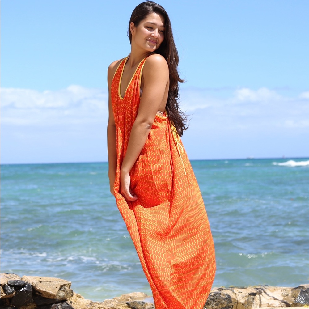 Manuheali’i dress